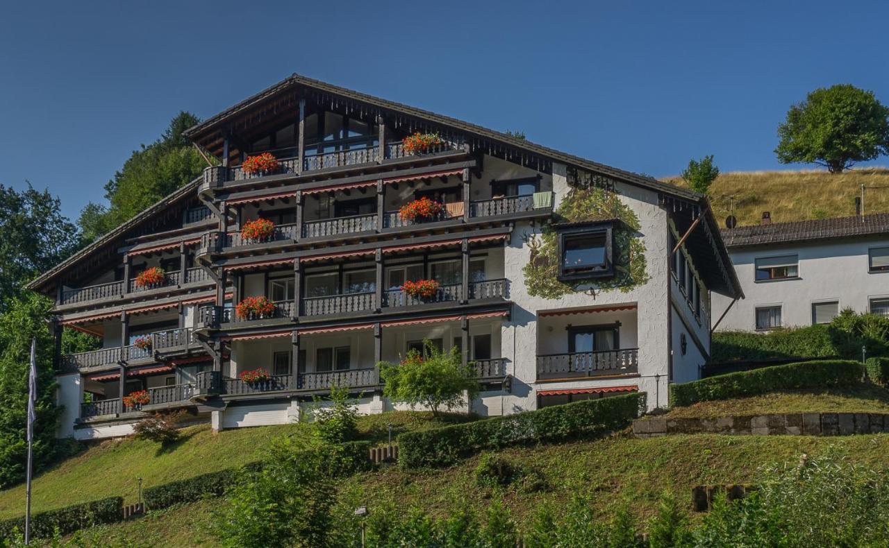 Kraehenbad Hotel Альпирсбах Экстерьер фото