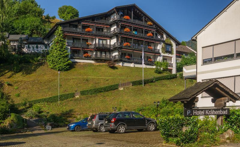 Kraehenbad Hotel Альпирсбах Экстерьер фото
